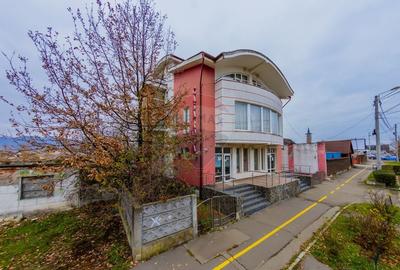 Va propun spre vanzare o locatie cu multiple functionalitati