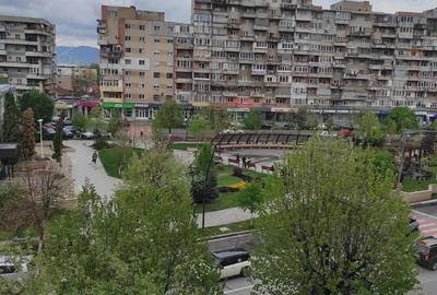 Apartament cu 2 camere decomandat în 22 Decembrie - 14