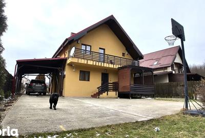 Casă cu 6 camere cu Teren 1629 Mp în Plopu - 9