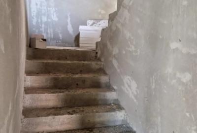 Casă cu 4 camere cu Teren 800 Mp în Central - 3