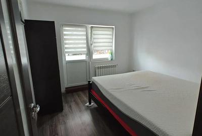 Apartament cu 3 camere decomandat în Valea Aurie - 3