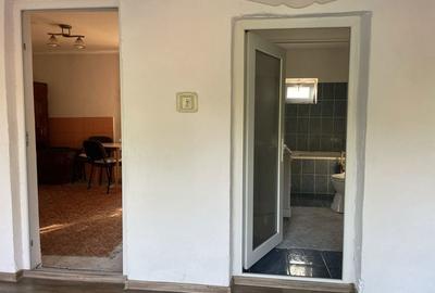 Casă cu 4 camere în Băilești - 2