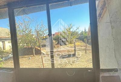 Casa cu teren de 1.600 mp in Checea langa primarie. - 8