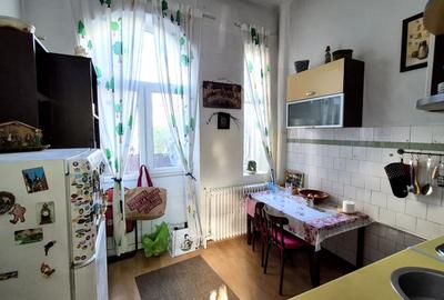 Casă individuală cu 8 camere cu Canalizare în Armeneasca - 8