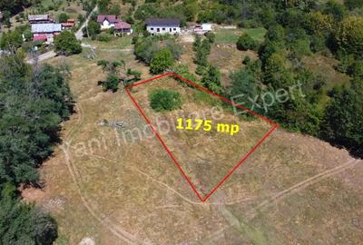 Teren de 1175 mp, în Central - 10