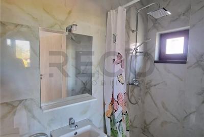 Casă cu 3 camere cu Teren 350 Mp în Borș - 2