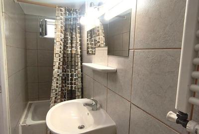 Apartament cu 2 camere decomandat în Rahova