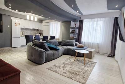 Apartament cu 4 camere în Central - 1