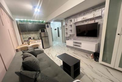 Mamaia Nord Studio 2 camere renovat, 50 m de mare, se accept - 1