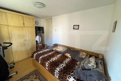 Casă cu 6 camere cu Teren 1200 Mp în Șoimuș - 10