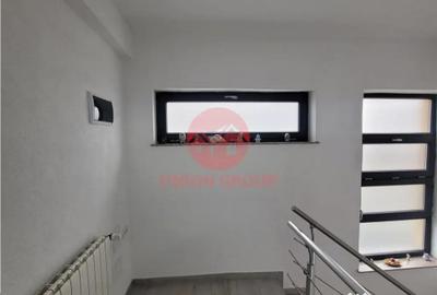 Casă cu 4 camere cu Teren 249 Mp în Brătianu - 12