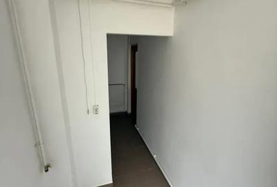 Spațiu comercial, de 58 mp, în Central - 2