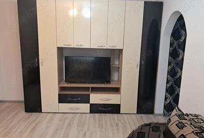 Inchiriez apartament 2 camere sector 5 - 2