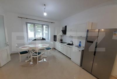 Casă cu 5 camere cu Teren 437 Mp în Central