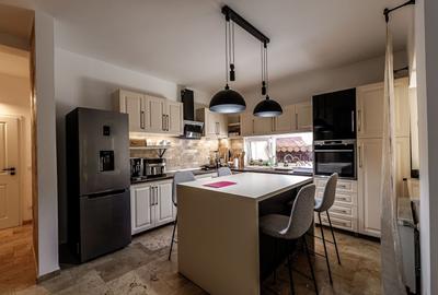 Casă de vânzare – Via Carmina, Vladimirescu -zonă rezidențială premium - 2