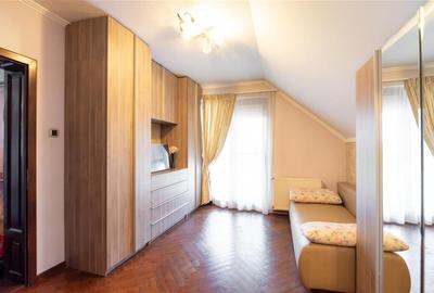 RECO Vila cu 5 camere str. Apateului- zona Nufarul - 25