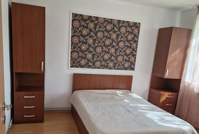 Apartament cu 3 camere decomandat în Central - 1