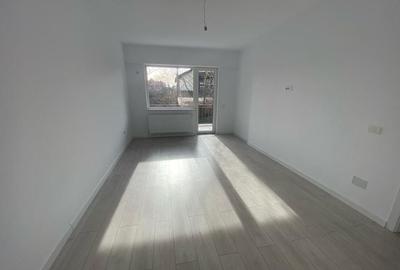 Apartament cu 2 camere semidecomandat în Brâncoveanu
