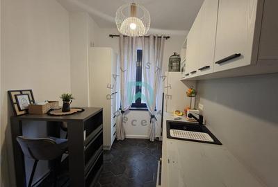 Apartament cu 2 camere decomandat în Ultracentral - 2