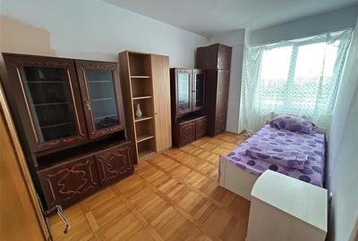 Penthouse mobilat si utilat modest, Centrul Civic - 3