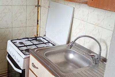 Apartament cu 2 camere semidecomandat în 1 Mai - 2