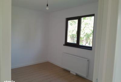 Casă cu 3 camere în Brăteasca - 1