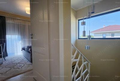 Triplex Giroc - mobilat si utilat complet - 2 locuri de parcare - 150.000 Euro - 3