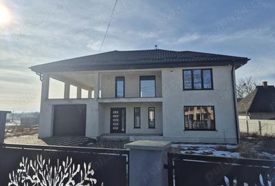 Casă cu 4 camere cu Teren 2700 Mp în Bilca - 2