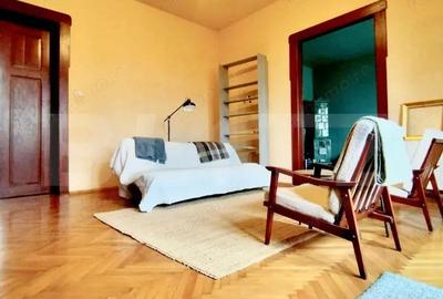 Cladire istorica, 4 camere-balcon ?i view spectaculos- Pia?a Romanilor - 2