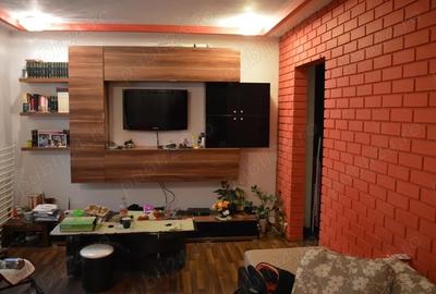 Apartament cu 2 camere semidecomandat în Colentina - 1