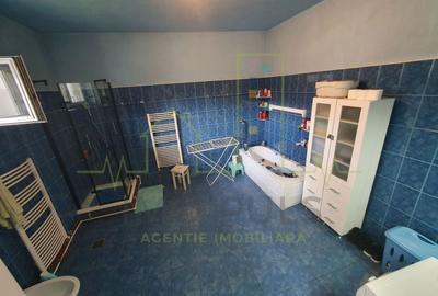 Casă individuală cu 8 camere cu Canalizare în Fabric - 5