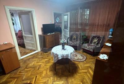 Casa de vanzare 5 camere + dependente - 7