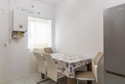 Închiriază apartament de 2 camere,decomandate,bloc nou,aflat la prima inchiriere - 7