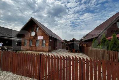 Cabana cocheta cu 3 dormitoare de vanzare in Baile Figa