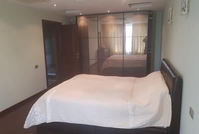 OCAZIE, VAND VILA  DE LUX 860 MP UTILI SI 1230 MP TEREN LANGA LACUL CERNICA - 10