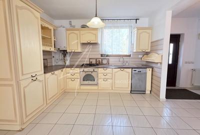 Green City. Casa frumoasa, gradina si liniste de vanzare - 10