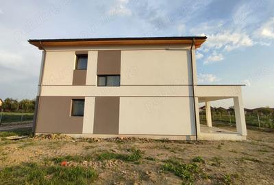 Casa de vanzare in Sasar. Semifinisata - 3