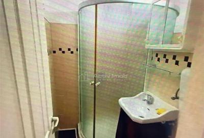 Apartament cu 3 camere semidecomandat în Central - 4