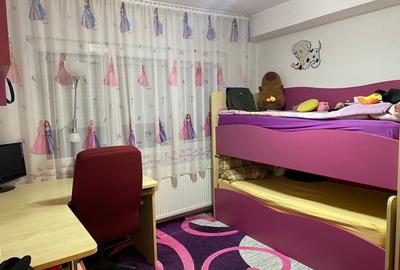 Apartament cu 3 camere semidecomandat în Exterior Vest - 8