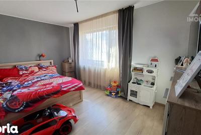 Apartament cu 3 camere semidecomandat în Central - 7
