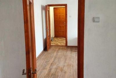 Apartament cu 2 camere semidecomandat în Central - 3