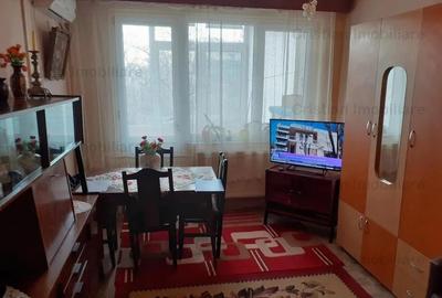 Apartament cu 2 camere semidecomandat în Independenței