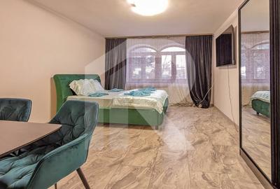 Casa 5 camere renovata 2025, curte+parcare - 9