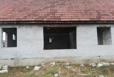 Casă cu 1 camere cu Teren 1000 Mp în Sălard - 2