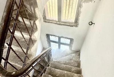 Casă individuală cu 7 camere cu Canalizare în Central - 5