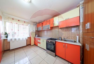 4 camere spatioase si excelent izolate, aproape de oras, in zona Uzina - 4