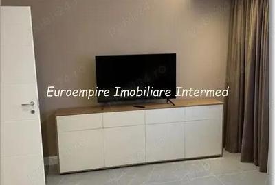 Apartament cu 3 camere decomandat în Palazu Mare - 3