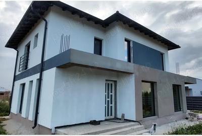 Casă cu 4 camere cu Teren 596 Mp în Balotești - 6