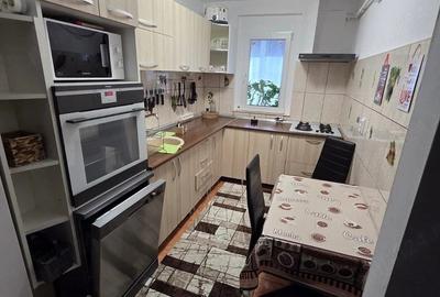 Apartament cu 3 camere decomandat în Central - 3