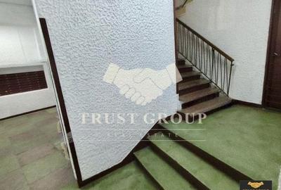 Apartament 3 camere Titulescu-Banu Manta | Imobil 1978 | Vedere spate - 10